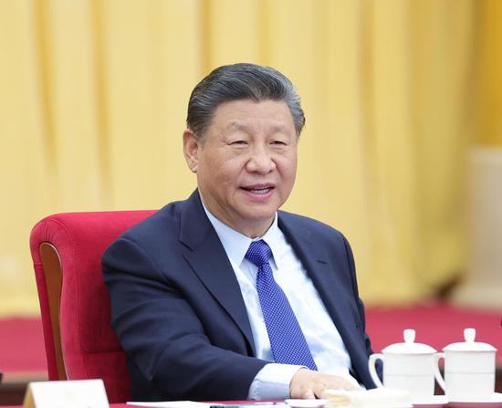 Xi calls on political advisors to build consensus for Chinese modernization