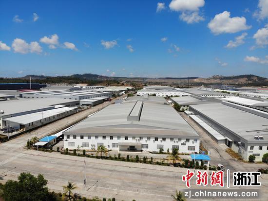 柬埔寨箱包基地外景。浙江省国贸集团 供图